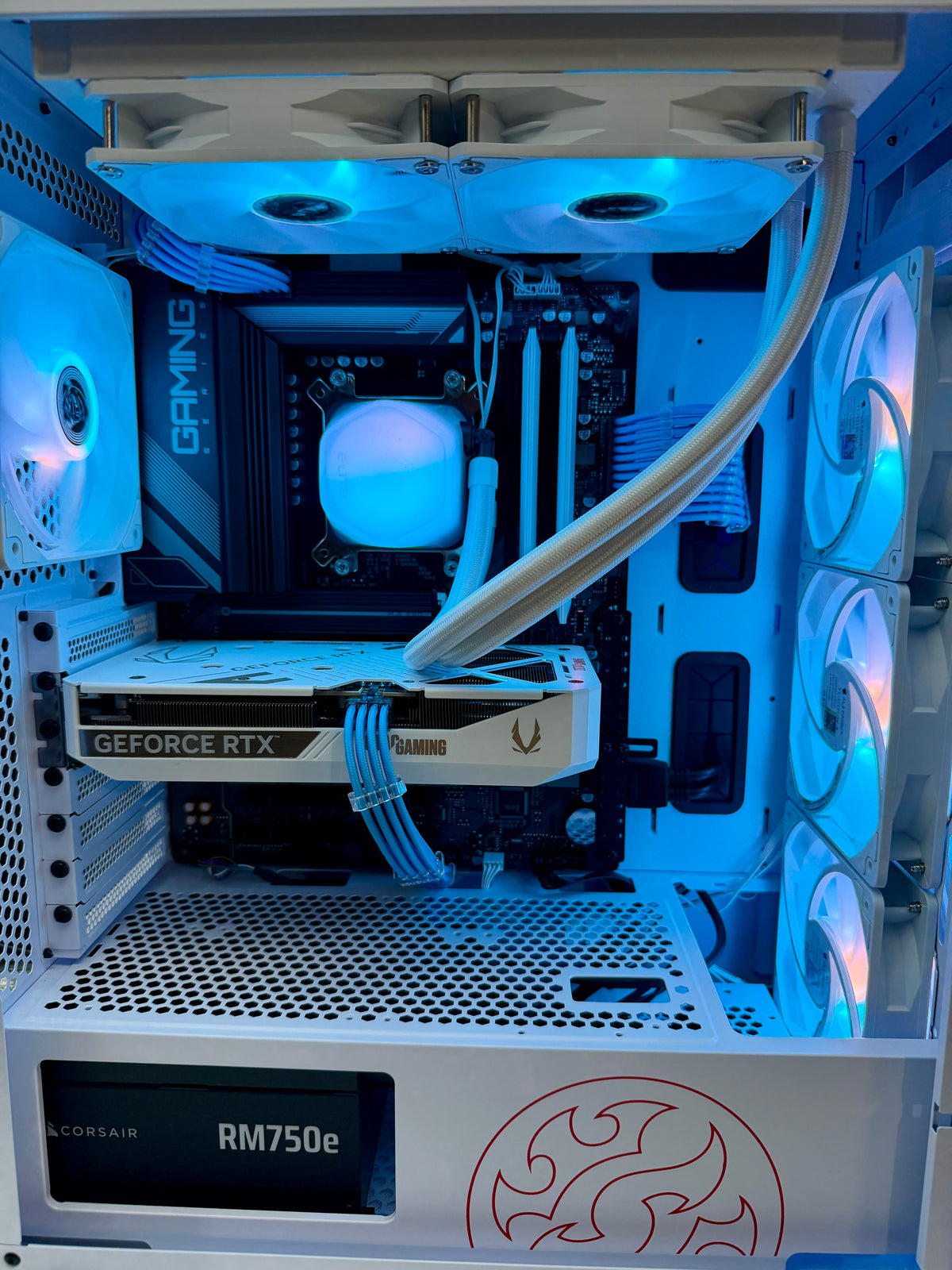 Ready-To-Ship: AMD Ryzen 7 7800X3D w/GeForce RTX 5060 Ti 16GB White Edition